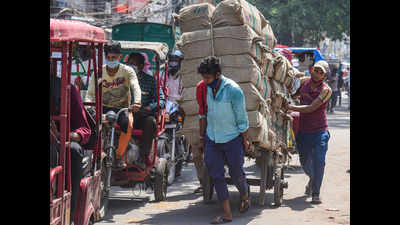 Key Chandni Chowk stretches out of bounds for motorists