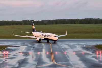 Ryanair, UK airports sue govt over Covid travel rules