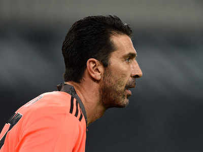 Gianluigi Buffon returns to Parma in Serie B, 20 years after leaving