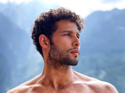 Siddhant Chaturvedi relives childhood in new post
