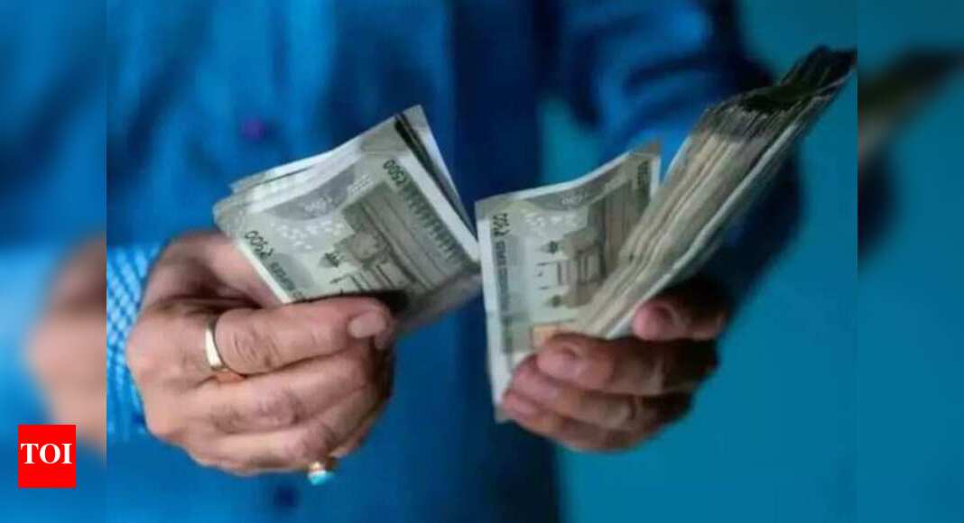 Disburse pension to family of govt employee on production of death certificate, government tells banks
