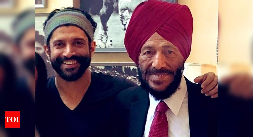 Bhaag Milkha Bhaag Star Farhan Akhtar Pays A Touching Tribute To Legendary Sprinter Milkha Singh Hindi Movie News Times Of India