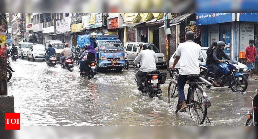 Uttar Pradesh: After 176% excess rain, flood alert in 12 districts ...