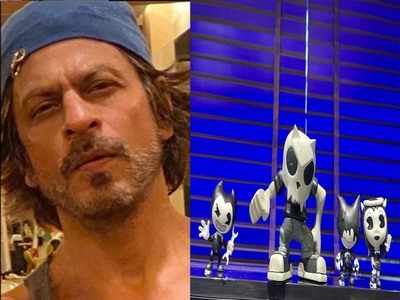 Father's Day: Shah Rukh Khan wishes parents the most beautiful moments with 'lil naughty munchkins'