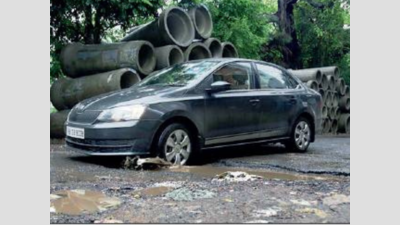 Kolkata: With waterlogging, potholes appear on many stretches