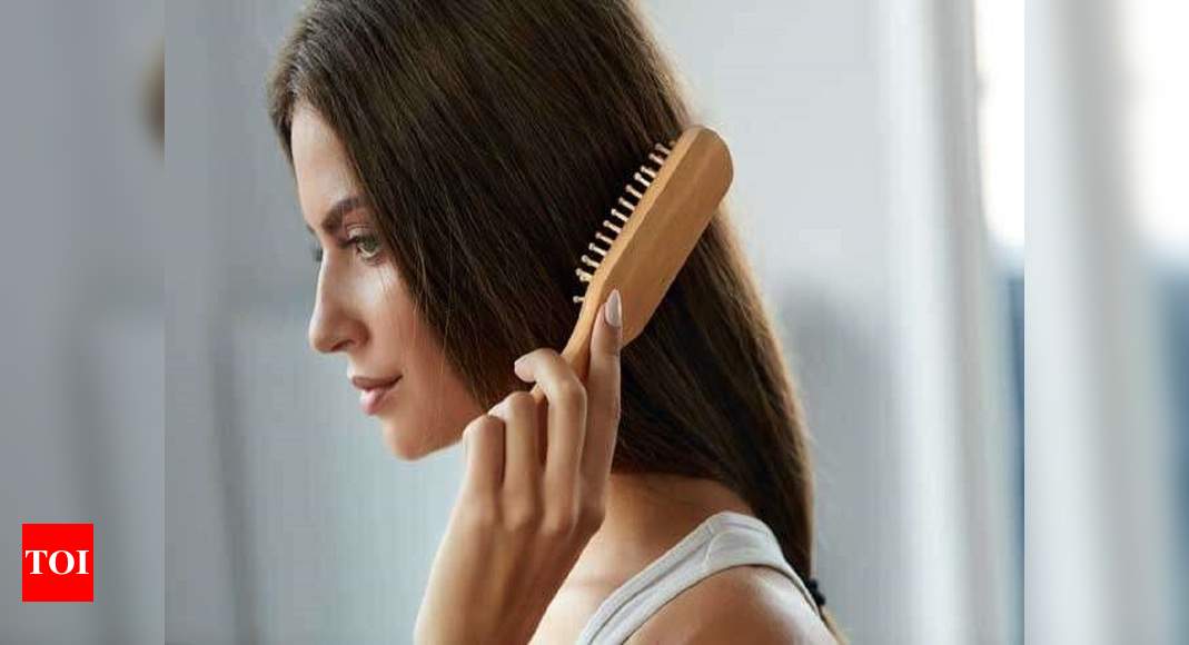 Wooden comb: Stimulates hair growth, reduces scalp infection & hair fall -  Times of India