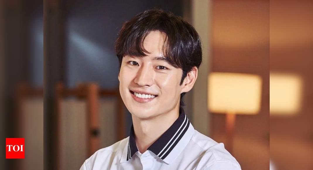 After 'Taxi Driver', actor Lee Je Hoon starts his own agency - Times of  India