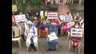 COVID 19: State-run hospital nurses warn of indefinite protest over pending demands; JJ Hospital nurses join them