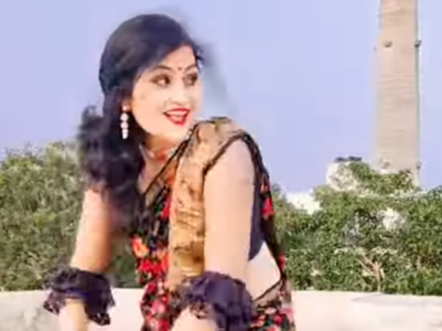 Woman dances to Govinda's song in viral video