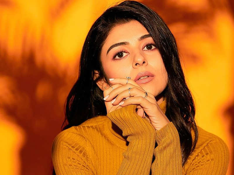 Exclusive - Yesha Rughani: While doing internship with designer Ami Patel, I would stand outside the vanity vans of Priyanka Chopra, Alia Bhatt and dream of having my own one day