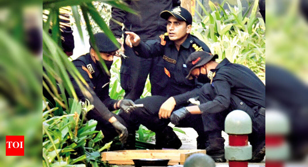 Four men arrested in Kargil for planning terror act in Delhi | Delhi ...
