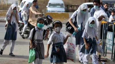Fourth wave of coronavirus could hit Pakistan in July, warns Government