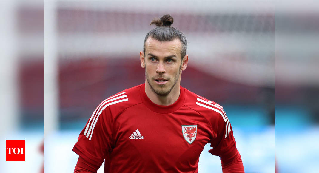 At the World Cup, Gareth Bale and Wales Embrace the Games of a