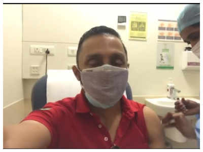 Rahul Bose takes second jab of Covid vax