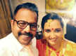 
Team Mr. and Mrs. Chinnathirai 3 celebrates Badava Gopi and Haritha's 25th wedding anniversary in the show
