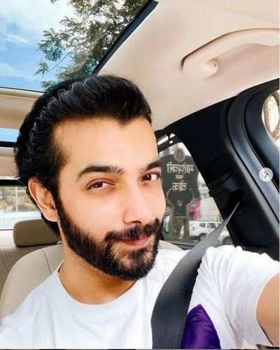 It was an experiment that worked and now people can't imagine me without  beard: Sharad Malhotra - Times of India