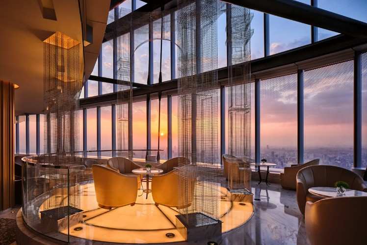 Shanghai is now home to the world's highest hotel set at 2000 ft ...