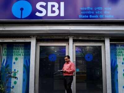 SBI to charge for cash withdrawal beyond 4 free transactions per month from July 1
