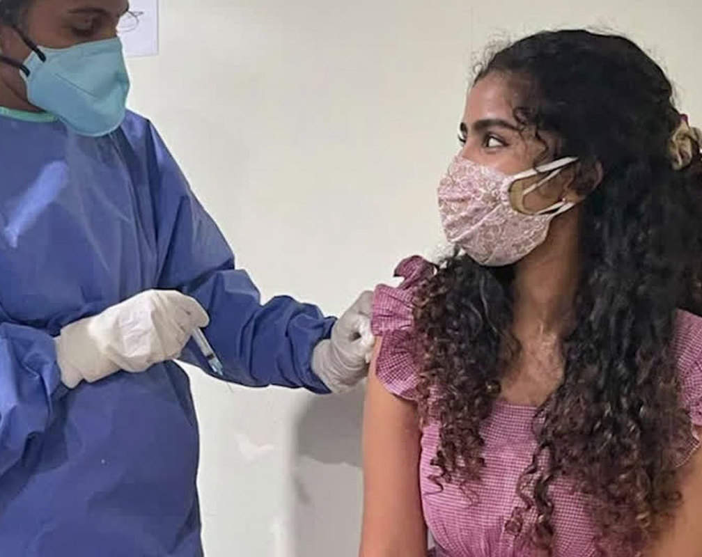 
Anupama Parameswaran gets vaccinated

