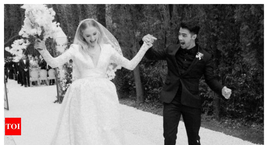 Sophie Turner and Joe Jonas celebrate two years of Las Vegas wedding with  unseen photos, Priyanka Chopra makes a cameo