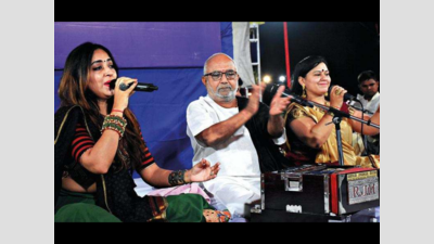 Gujarat: Garba singer gets his name patented