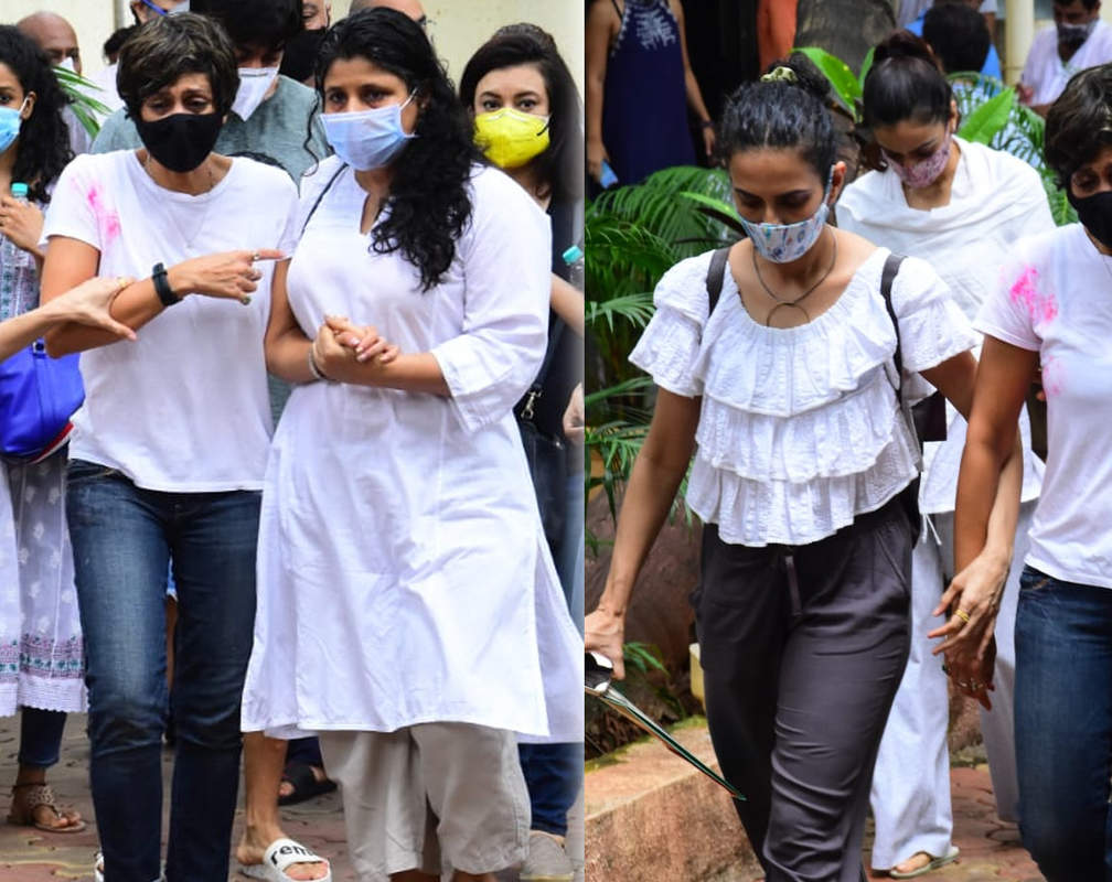 
Mandira Bedi cries inconsolably at husband Raj Kaushal's last rites: Ronit Roy, Dino Morea, Ashish Chaudhary and other celebrities attend the funeral
