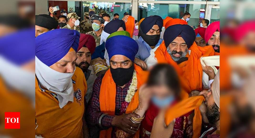 1 of 2 ‘converted’ girls returns; Sikhs call for ‘love jihad’ law in J&K