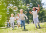How to entertain kids without electronics