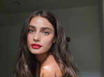 Dreamy engagement pictures of Taylor Hill and Daniel Fryer will melt your heart!