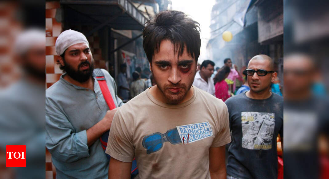 Vir Das marks 10 years of ‘Delhi Belly’ with crazy memories with Imran