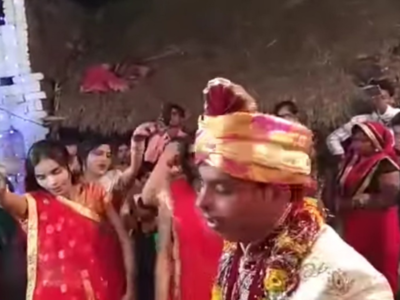Viral video shows bride and groom dancing on the wedding floor