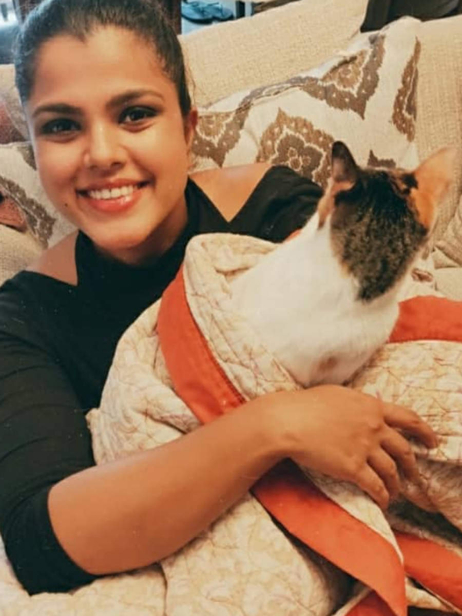 Pooja Devariya's love for cats