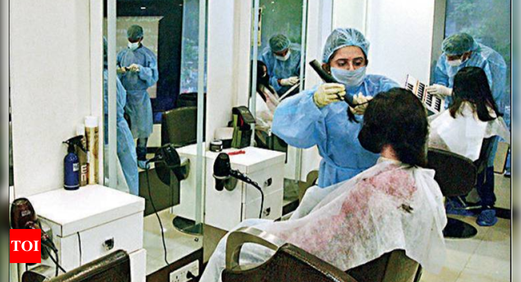 Long waiting lists at salons across Kolkata