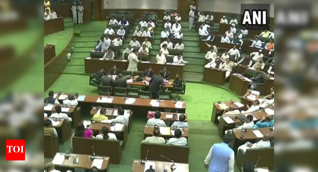 12 BJP MLAs suspended from Maharashtra assembly for a year