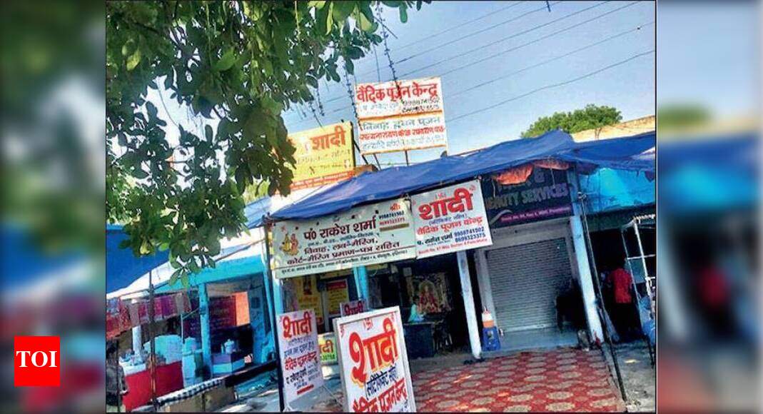 Panchkula's 'marriage shops' do for runaway couples what their kin won't | India News - Vimarsana News