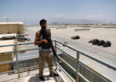 Afghan troops struggle to replace Americans at key base
