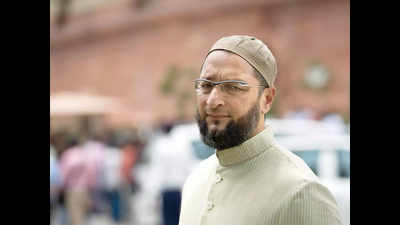 Muslims accuse Asaduddin Owaisi of mixing religion, politics