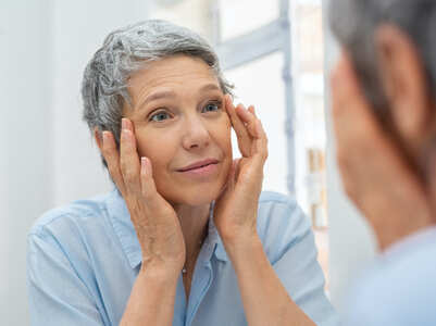 Some common habits which can make you look older