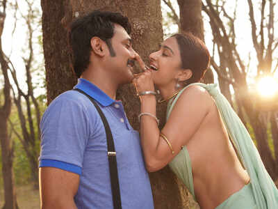 Watch: Varun Sandesh and Farnaz Shetty dance in 'Vadi Vadiga' from 'Induvadana'