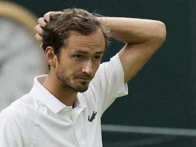 Medvedev bows out of Wimbledon unsure what went wrong