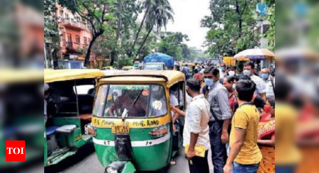 Yo-yo auto fare adds to Kolkata commuters’ woes