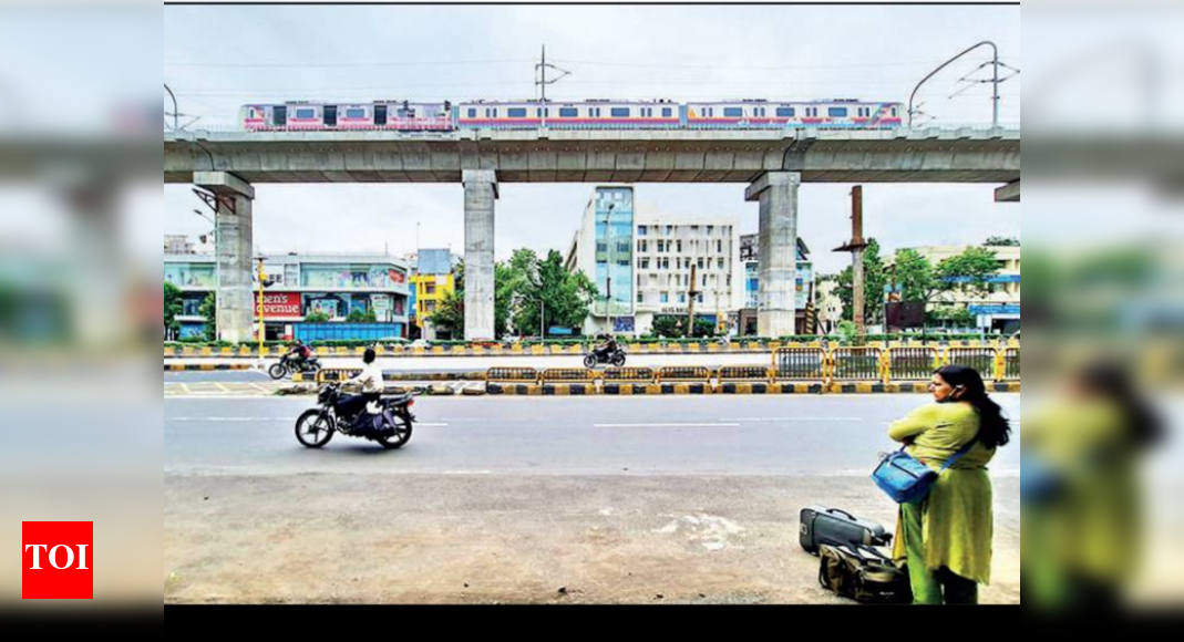 Scrutiny of Metro infrastructure begins in Pimpri to Dapodi section ...