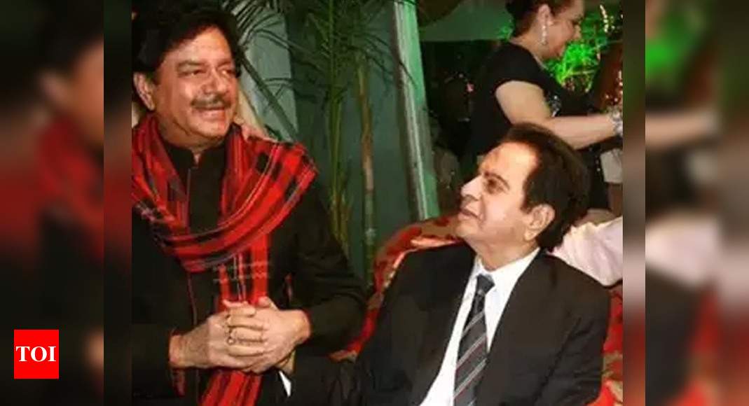 Live: Dilip Kumar's funeral at 5pm in Mumbai; an institution has gone, says Big B