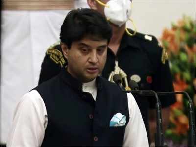 Jyotiraditya Scindia, a changed ideology, emerges as a new hope for BJP |  India News - Times of India