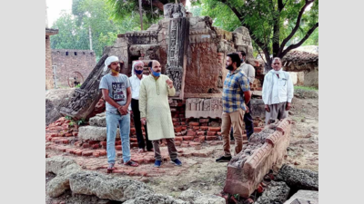 Uttar Pradesh: Plans to develop ancient Sun temple in Pratapgarh