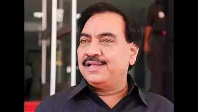 Eknath Khadse reaches ED office for questioning in money laundering case; cancels press conference after health deteriorates