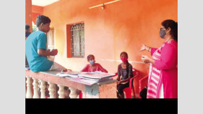 Goa: Sattari teachers forego internet, work from students’ home
