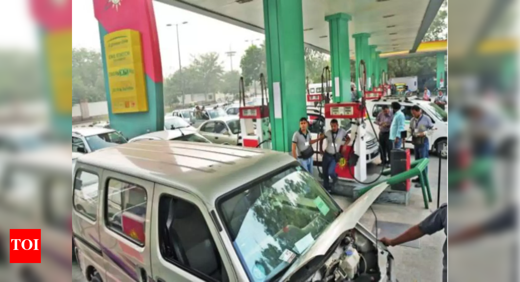 After petrol, CNG price hike in Delhi, adjoining cities | Delhi News ...