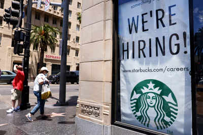 US jobless claims unexpectedly rise
