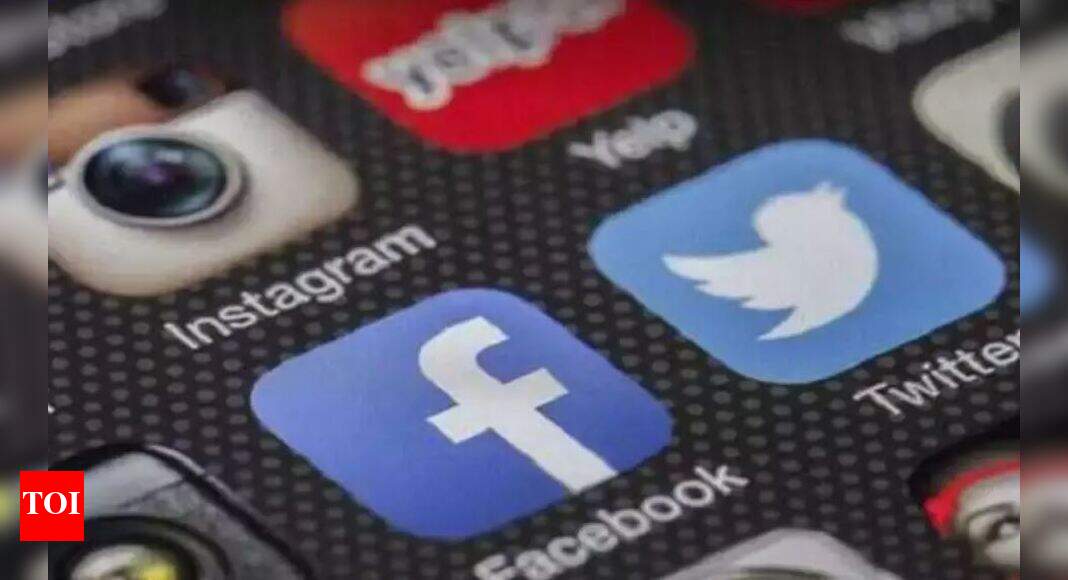 Social media can influence public opinion, must be accountable: SC